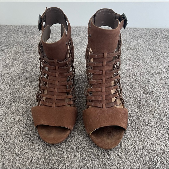 Vince Camuto Heels - Picture 2 of 5